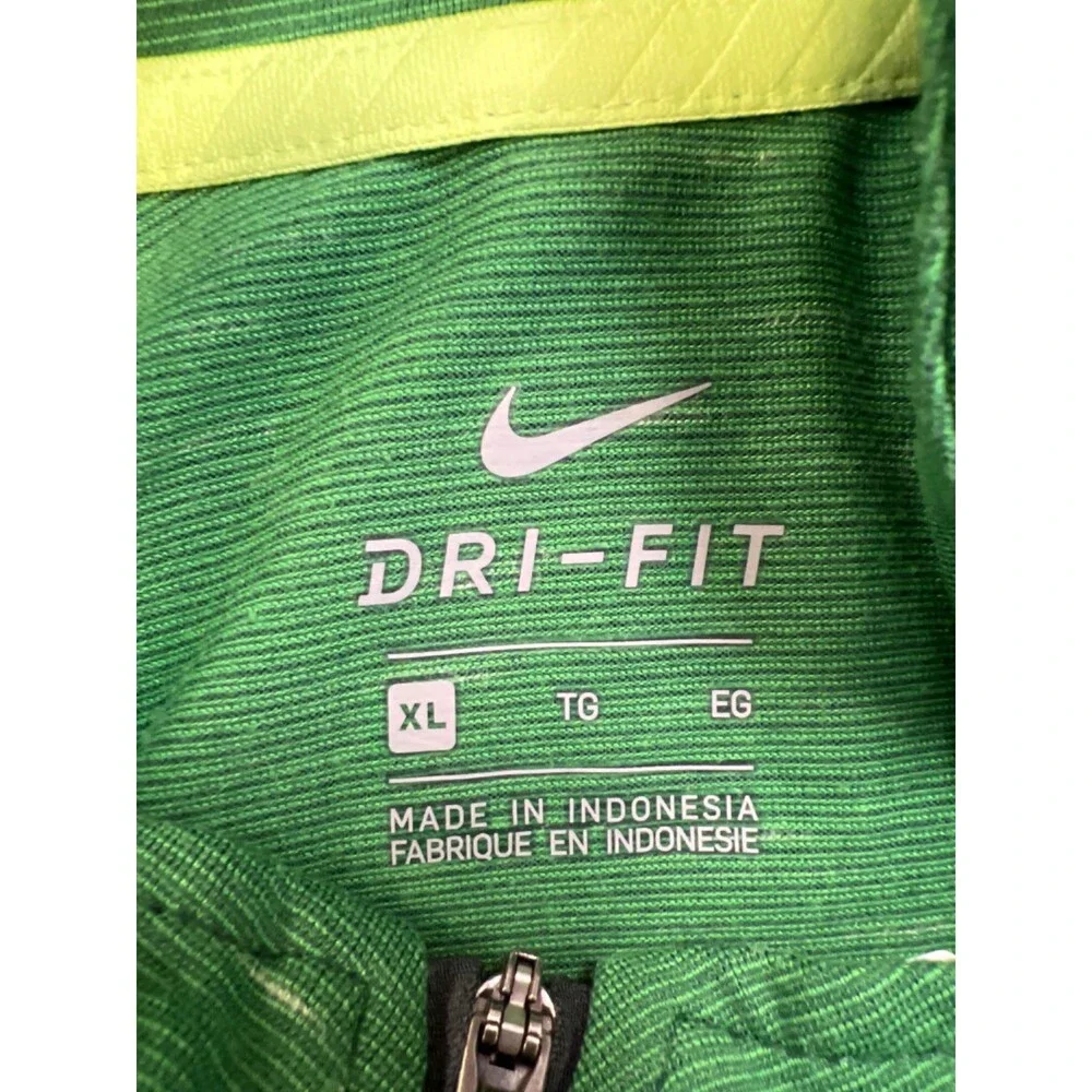 Nike Women's Green Michigan State University Long Sleeve Quarter Zip Jacket - XL
